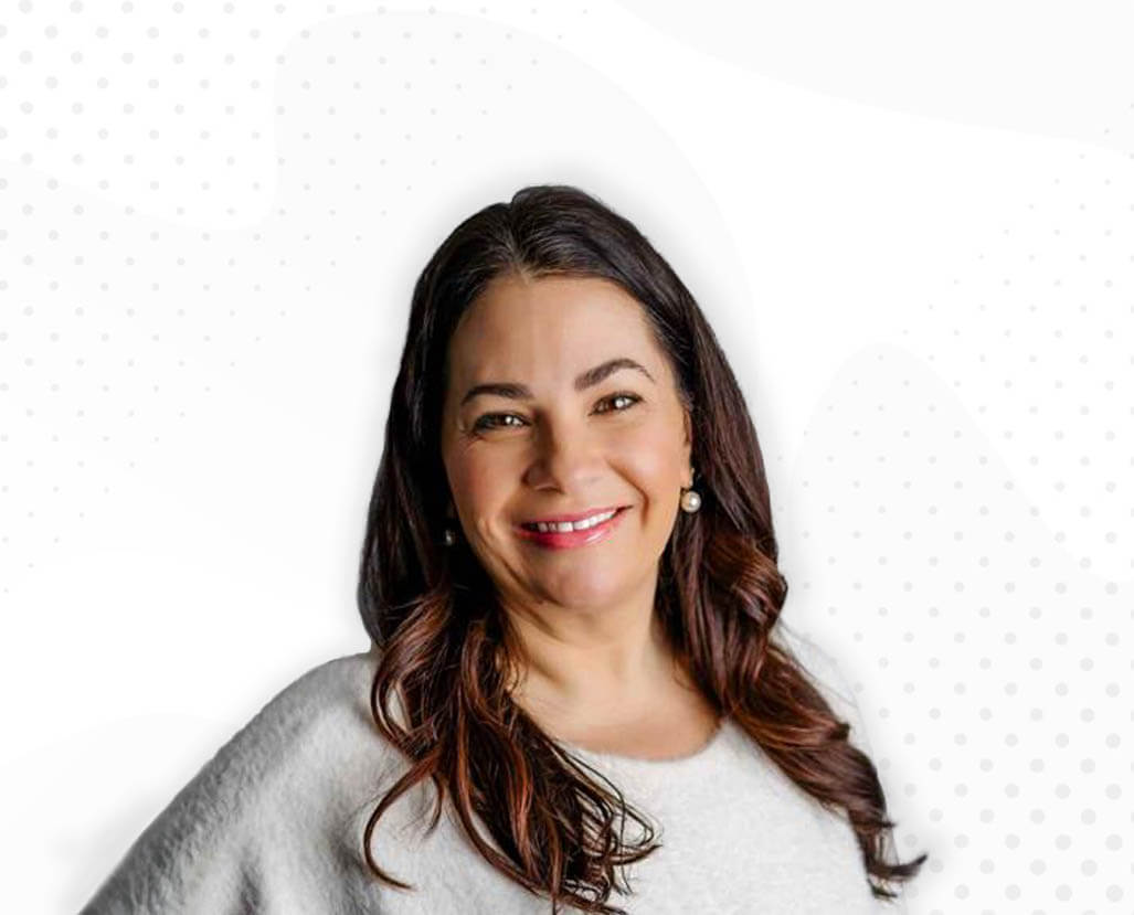Headshot of Maximus employee Julie Long