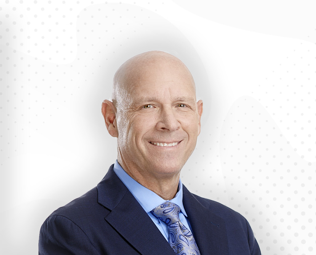 Headshot of Maximus employee Lou Shields.