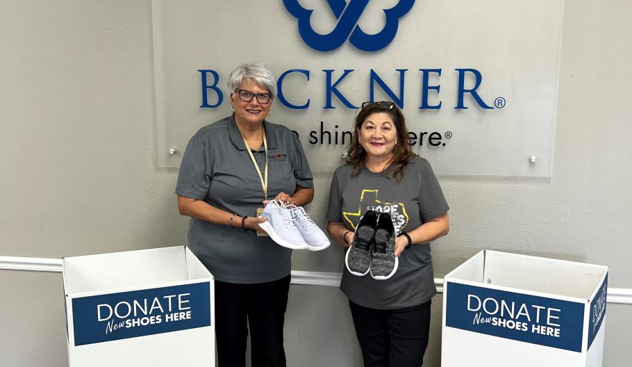 Image of Belinda Olivo, outreach manager with Maximus’ Health Division in Texas, and Criselda Cuevas, a representative from Buckner International